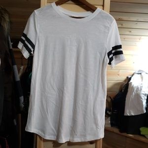 Victoria Secret PINK favorite tee Size Small